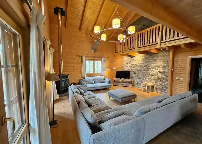 La Grande Ourse بيت للعطل دربي